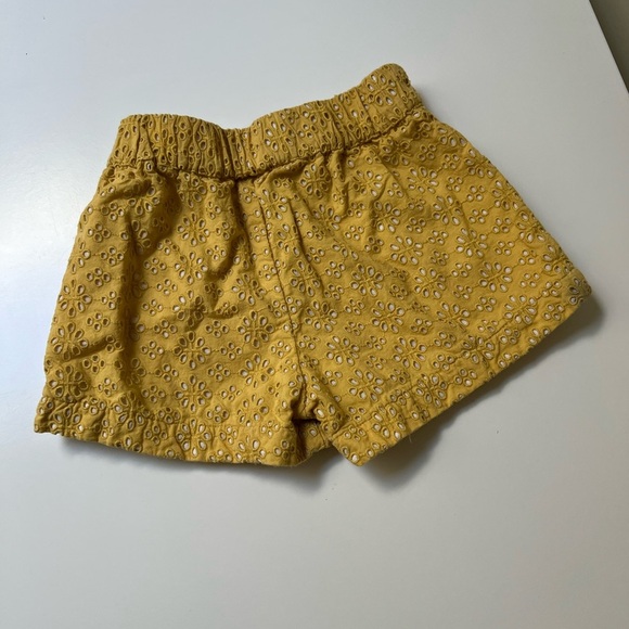 Kate Quinn Yellow High-Waisted Shorts - Picture 4 of 5